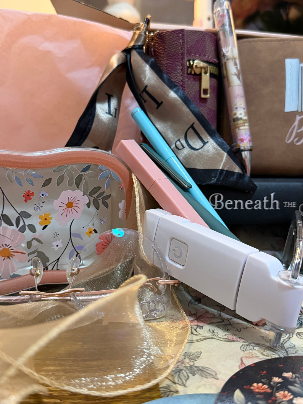 📖 🐛The Bookworm’s Bag